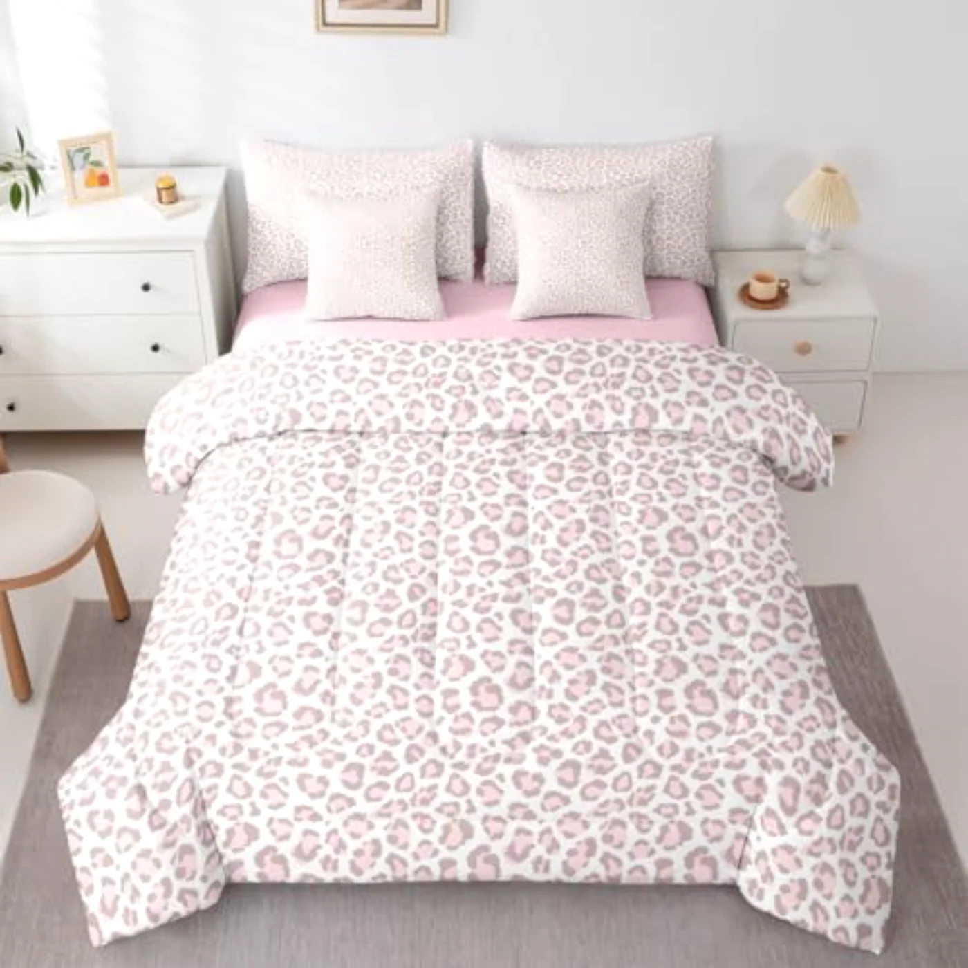 Light Pink Leopard Print - Comforter Set, Full