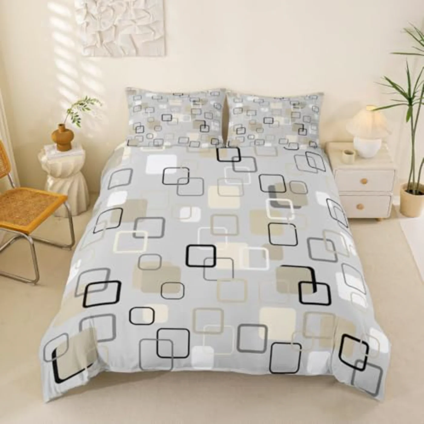 Minimalist Geometric Square Mid-Century Plaid Duvet Cover, Queen