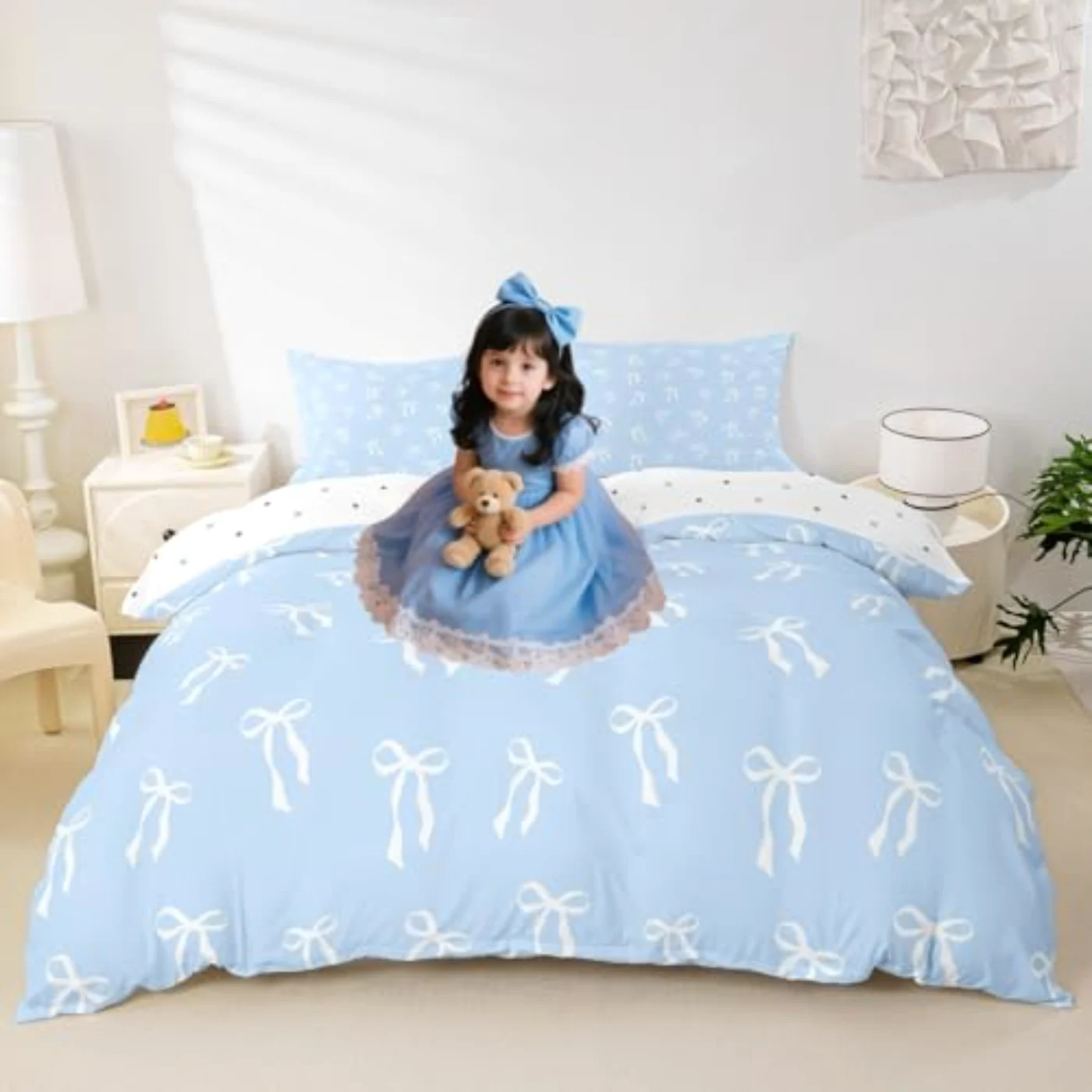 Cute Ribbon Bowknot White Bows Quilt, Twin