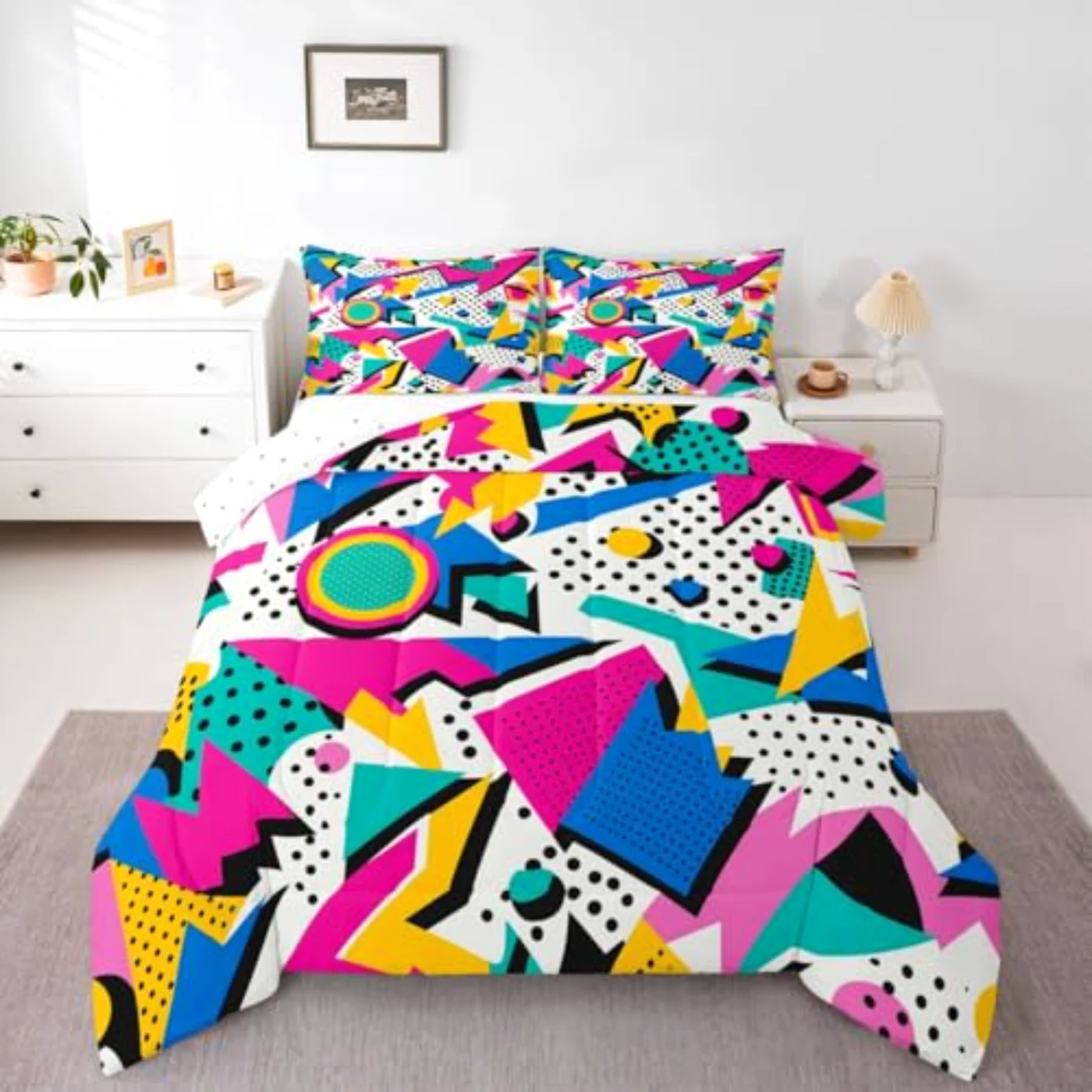 S Geometric Retro Geometric Dots Quilt, Queen