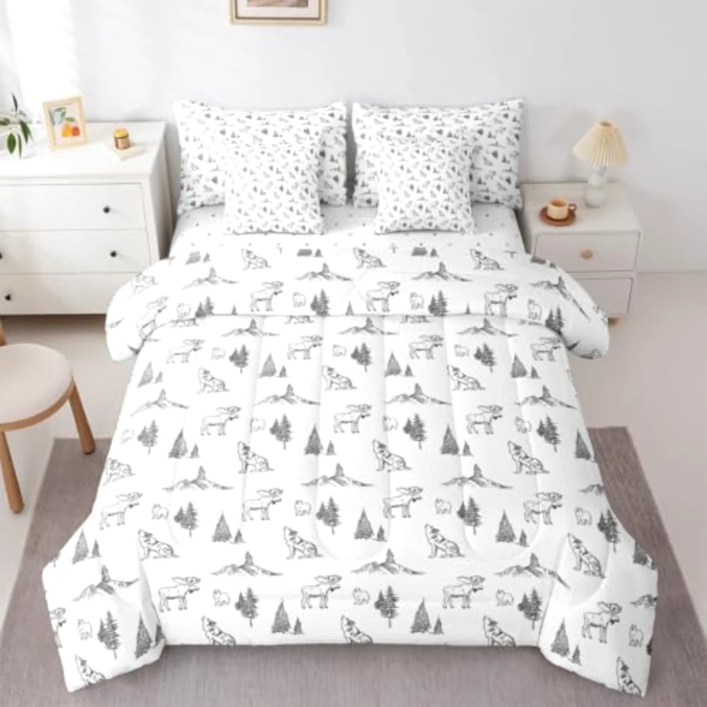 Woodland Animals Bear Deer Wolf Comforter Set, Full