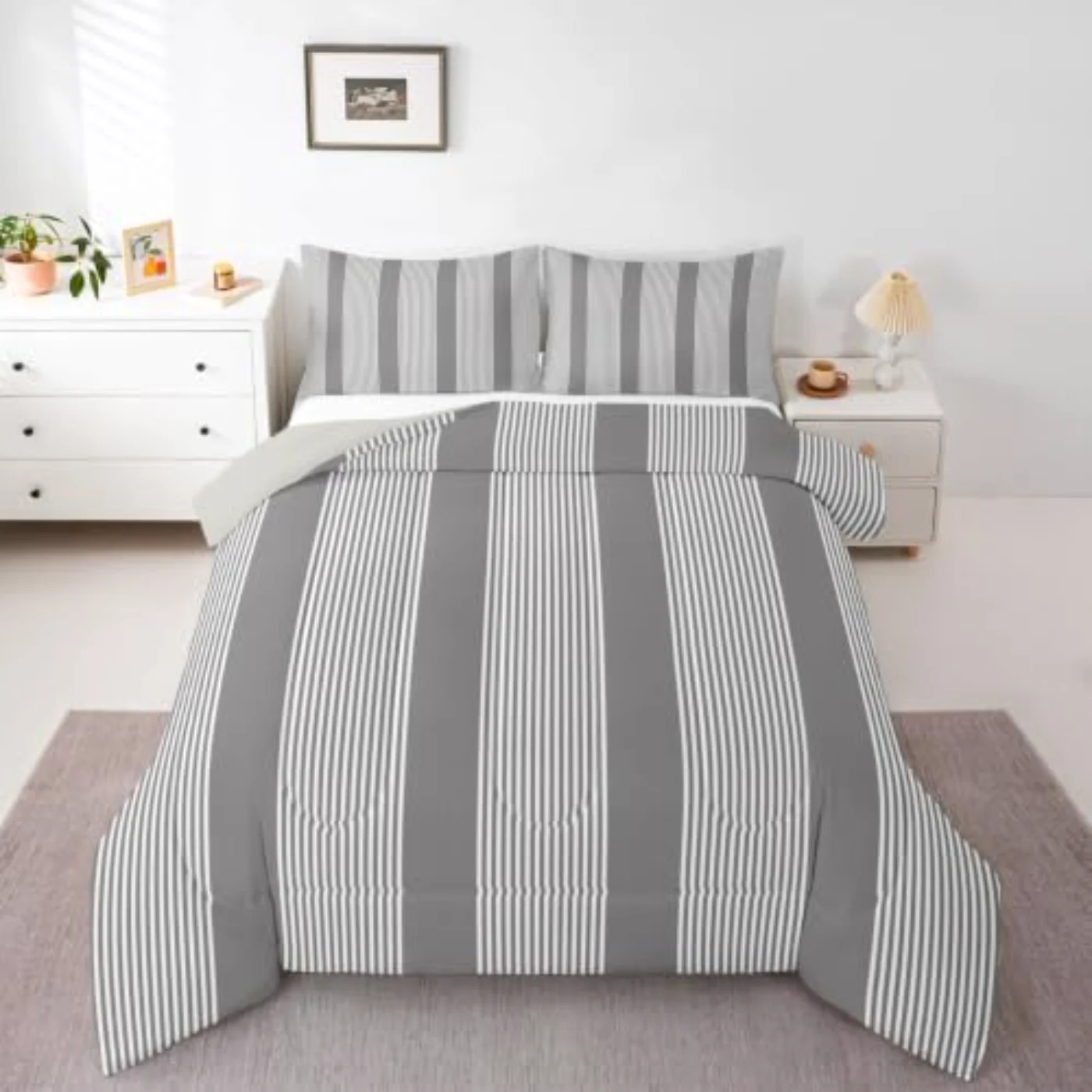 Geometric Striped Grey Abstract Simple Comforter Set, Queen